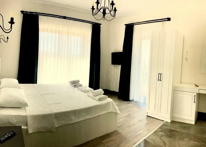 Victoria Hotel&Lounge